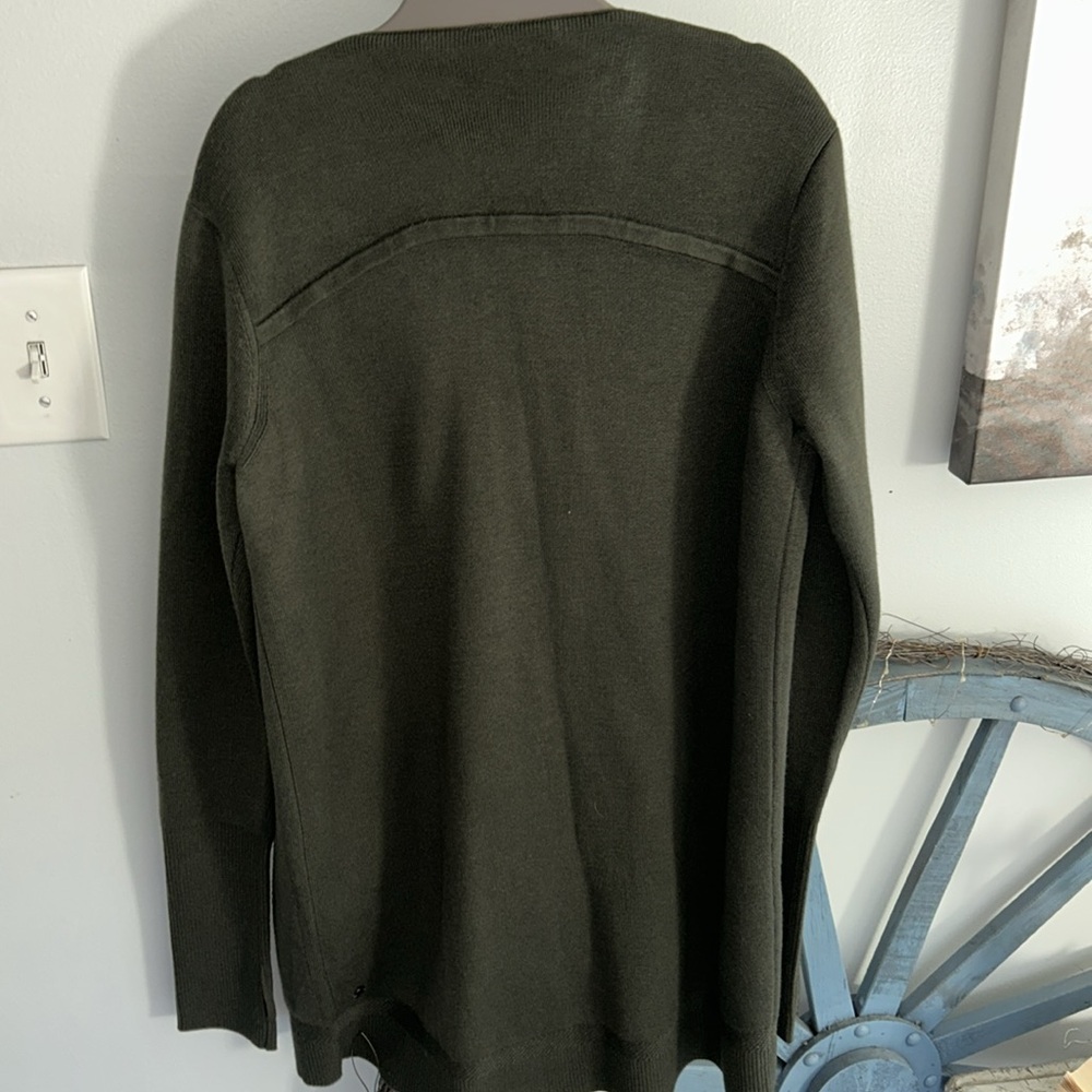 ⭐️NWOT Lululemon City Street Camo Green Cardigan⭐️ - Picture 10 of 10